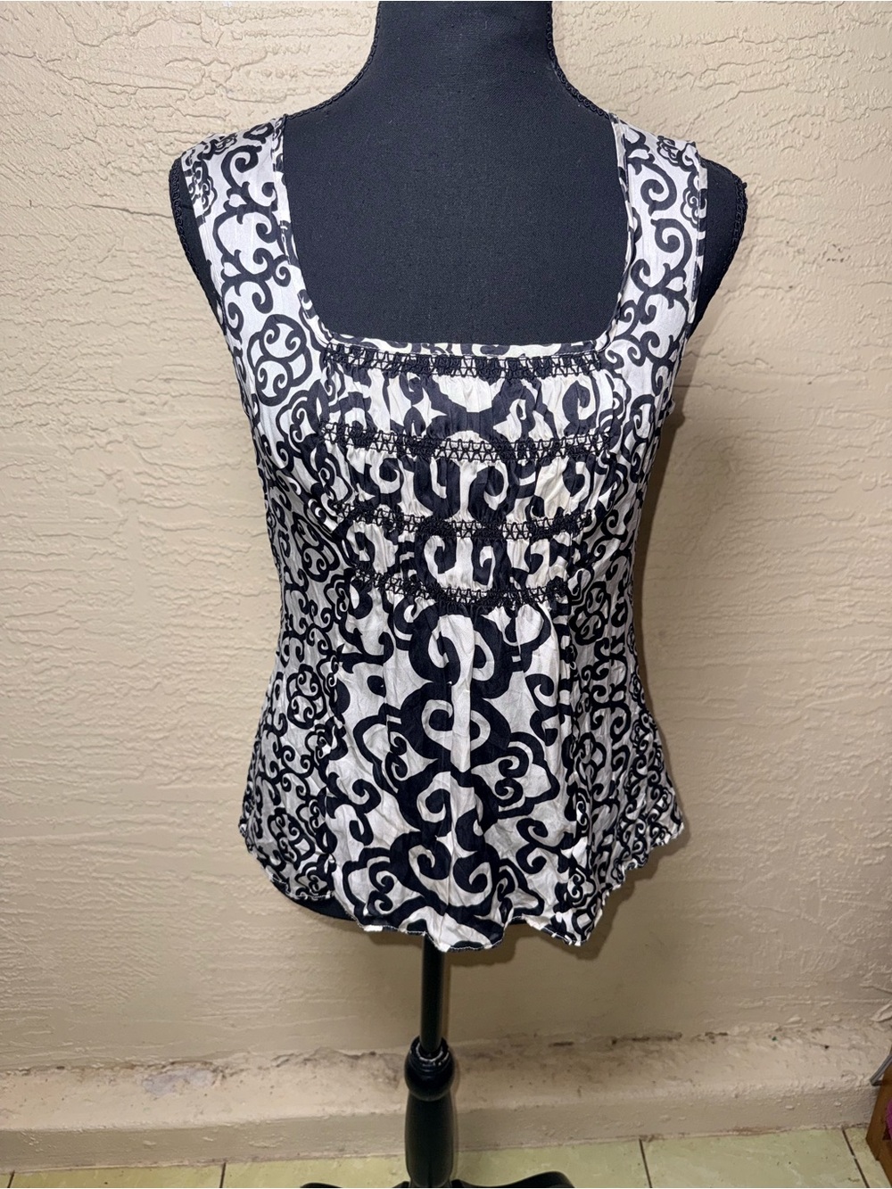White House Black Market Silk Scroll Print Top S Y2K Romantic Boho Whimsigoth